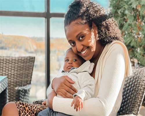 代生代怀费用：备孕成功的秘诀：红房子子宫肌瘤治疗与经验分享